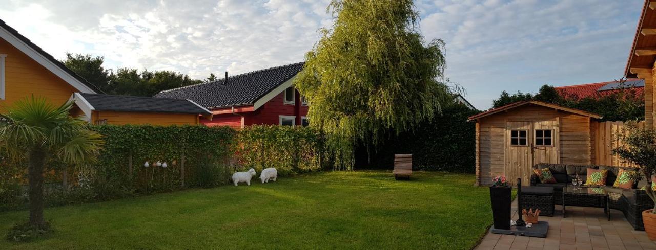 Villa Emilia - Gemuetliches Kinderfreundliches Blockhaus Mit Umzaeuntem Garten 신트 아날란트 외부 사진